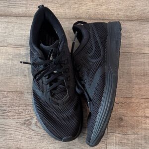 Nike zoom strike women’s shoes